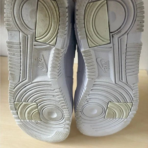 White Nike Air Force’s Sneakers with Logo - Picture 5 of 5